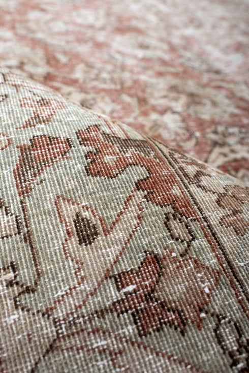 Antique Kashan Area Rug (8' x 12')